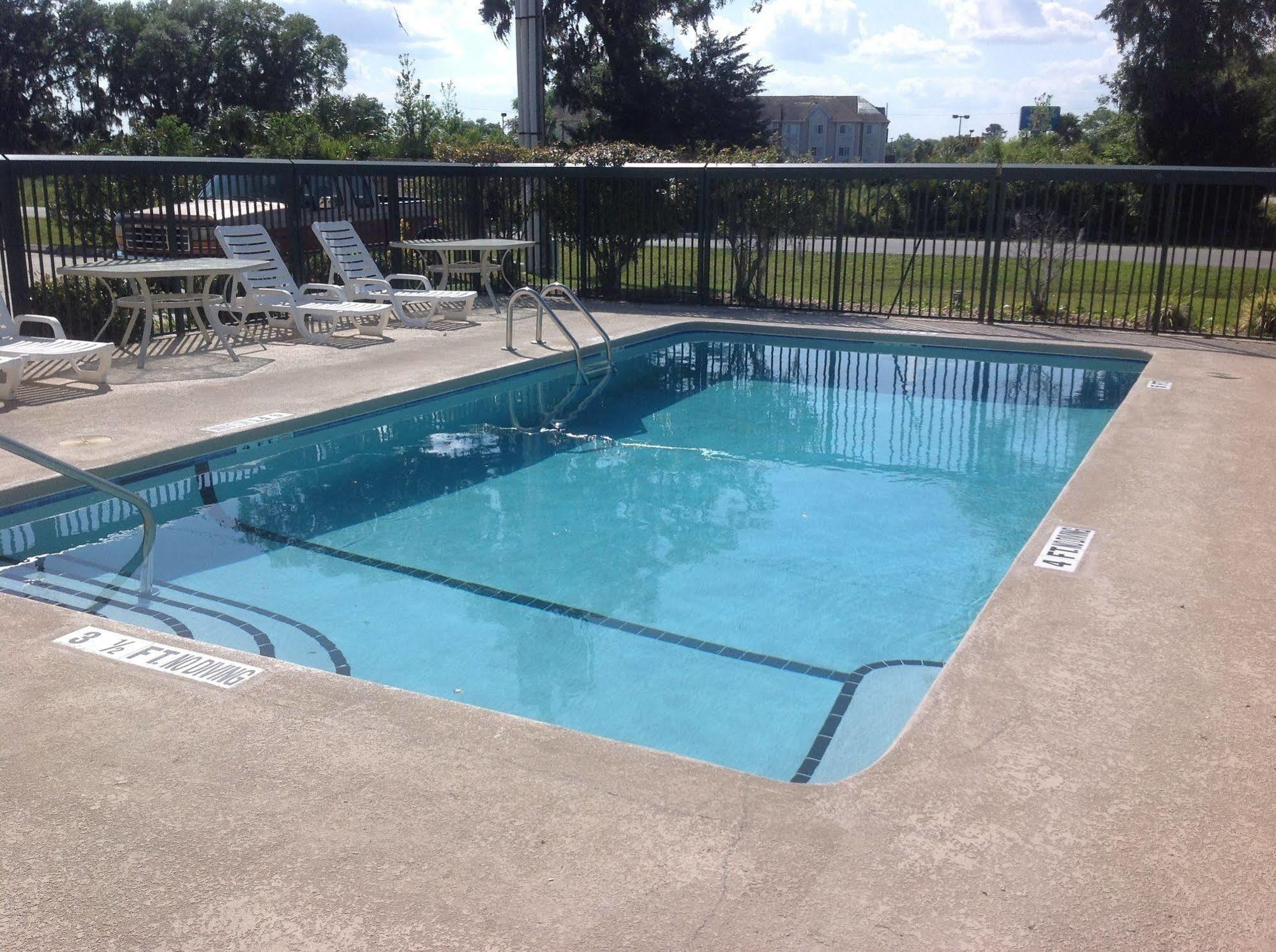 Motel Super 8 By Wyndham Brunswick South I-95 Zewnętrze zdjęcie